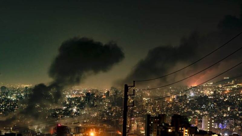 إسرائيل تستهدف قائدين في الحرس الثوري